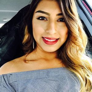 Meet your Posher, Maira